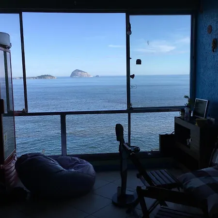 Vidigal Hostel Bar-2